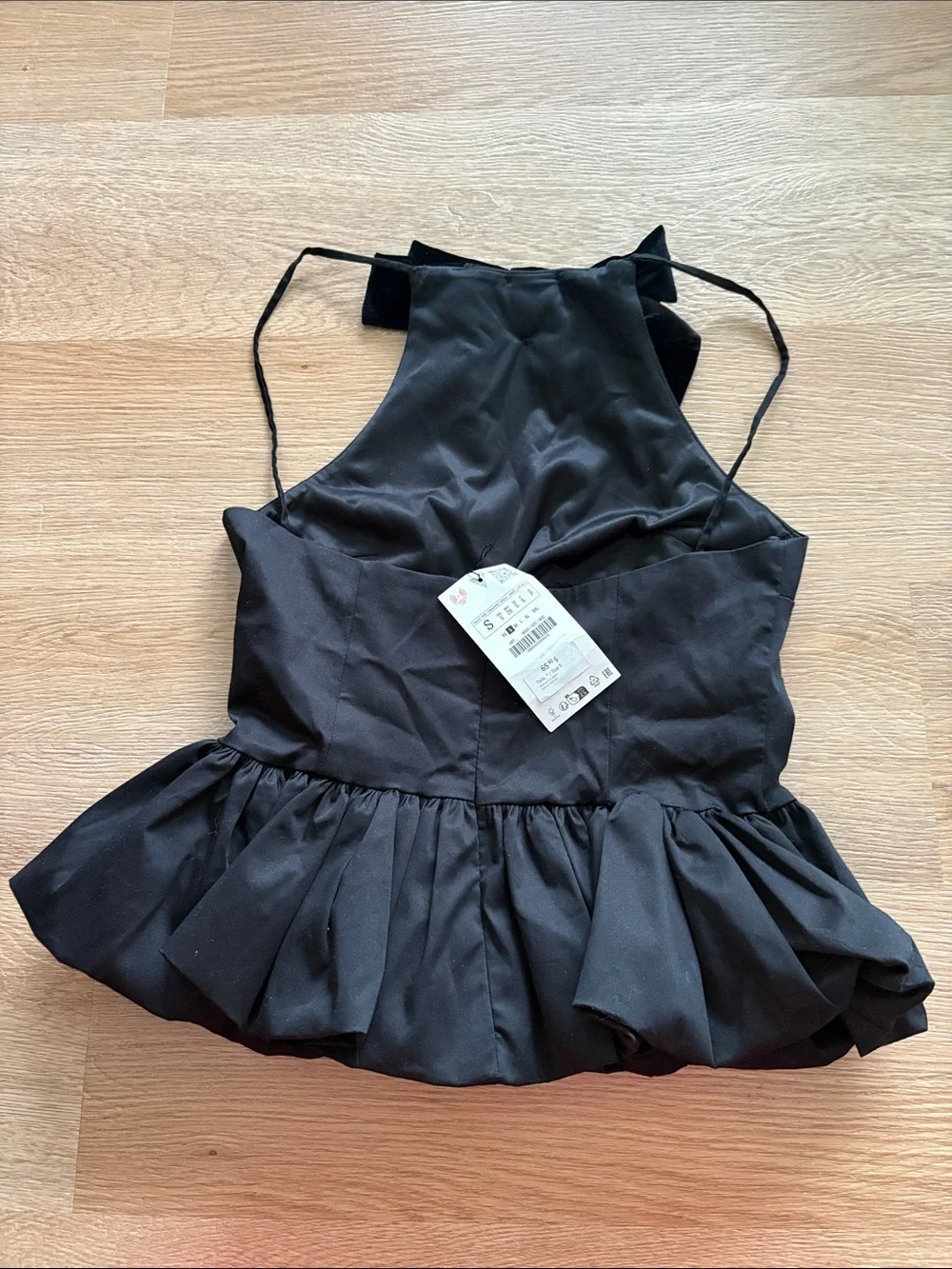 Zara Black Velvet Bow Halter Peplum Camisole - Women - Picture 2 of 2